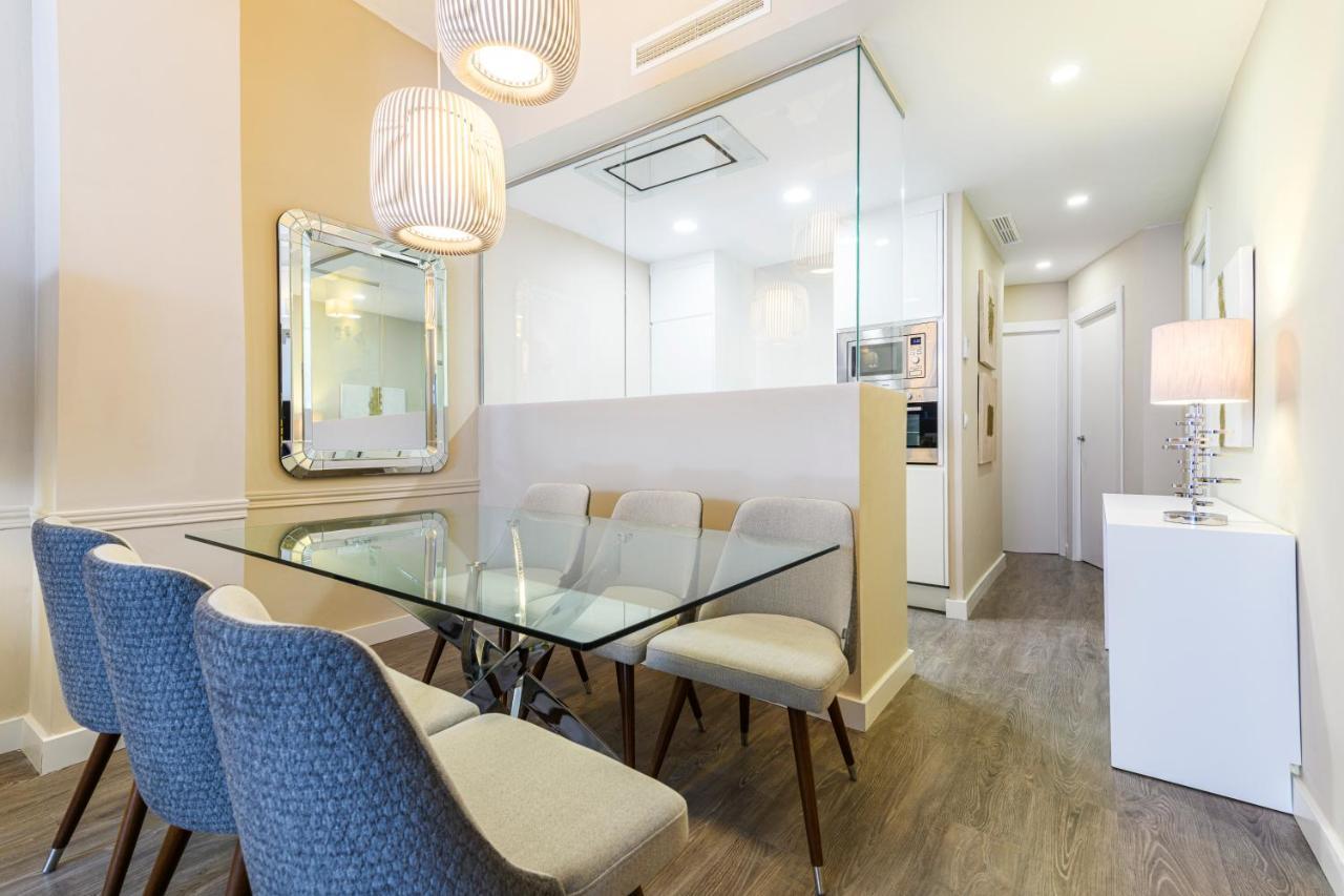 Pelayo With Terrace Mid-Term Apartment บาเลนเซีย ภายนอก รูปภาพ