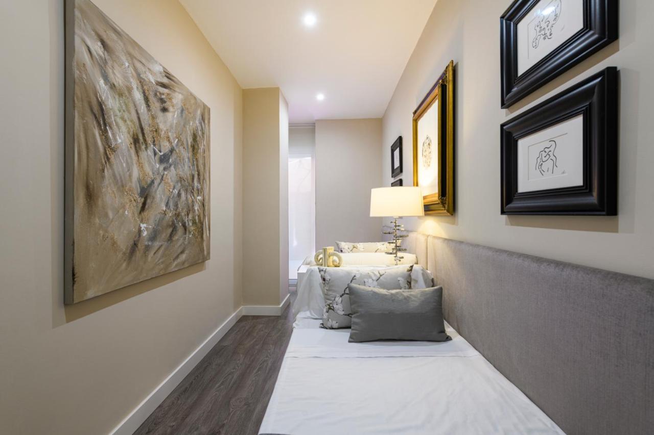 Pelayo With Terrace Mid-Term Apartment บาเลนเซีย ภายนอก รูปภาพ